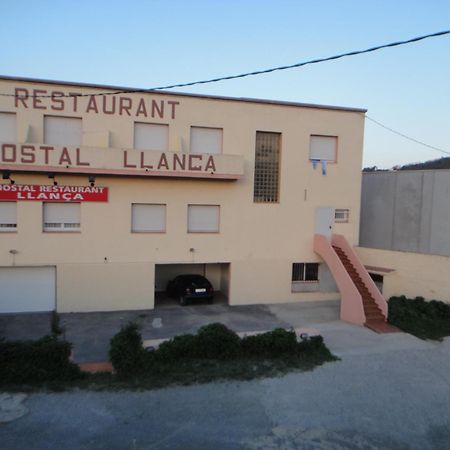 Hotel Pensio Restaurant Llança Exterior foto